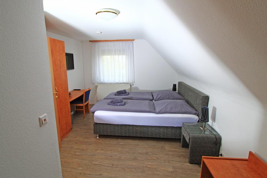 Hotel Sonnenhof Sindelfingen Oda fotoğraf